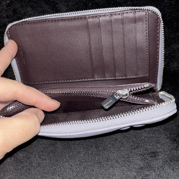 Coach Quilted Leather Lilac Wallet EUC - Picture 5 of 7